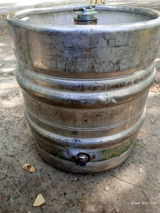 ,butoi inox bere bergenbier și tuborg,skol, carlsberg