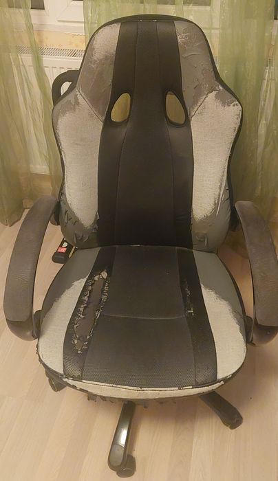 Стол-за тапициране