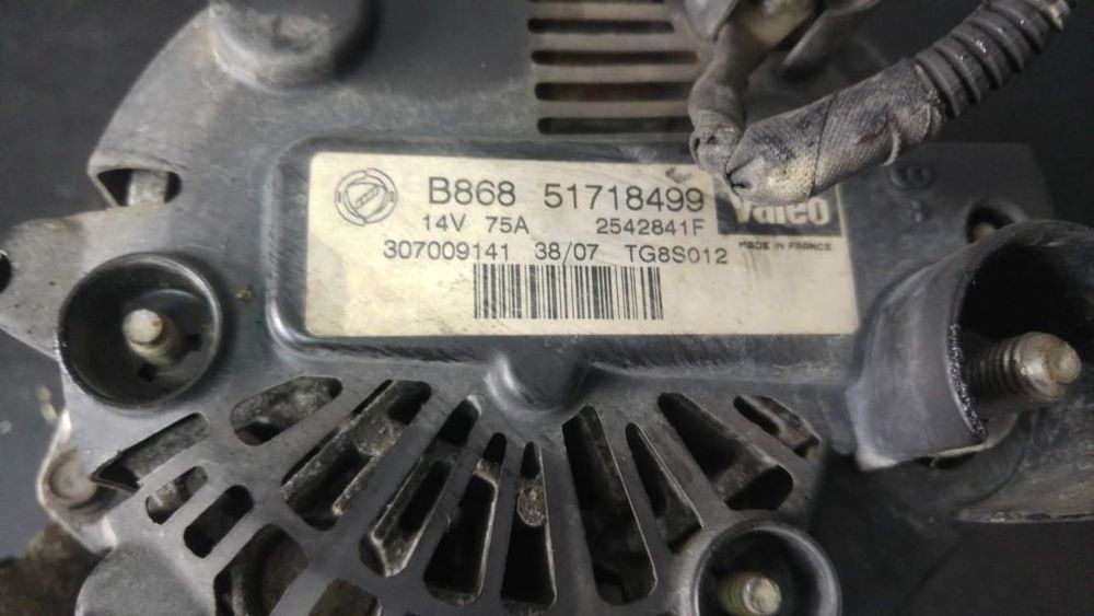 Alternator 1.3 d multijet 188a9000 fiat punto 188 51718499 2542841f