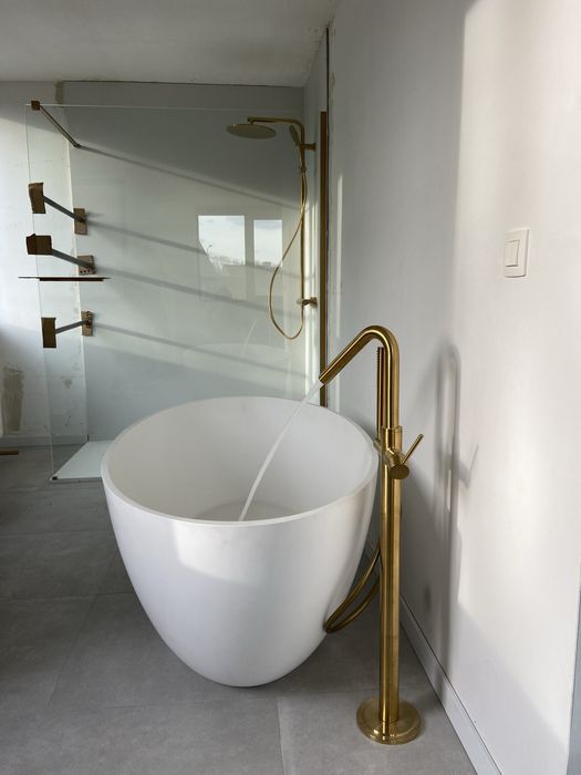 Instalati sanitare , incalzire, instalații electrice !