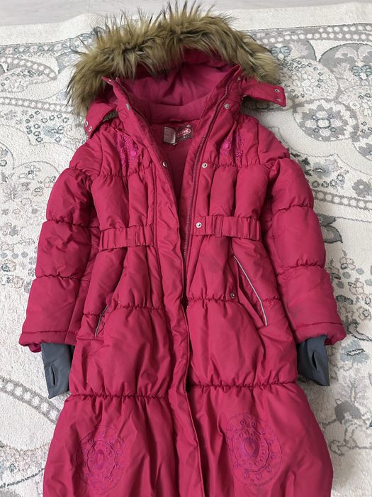 Зимняя куртка для девочки на 10-11 лет