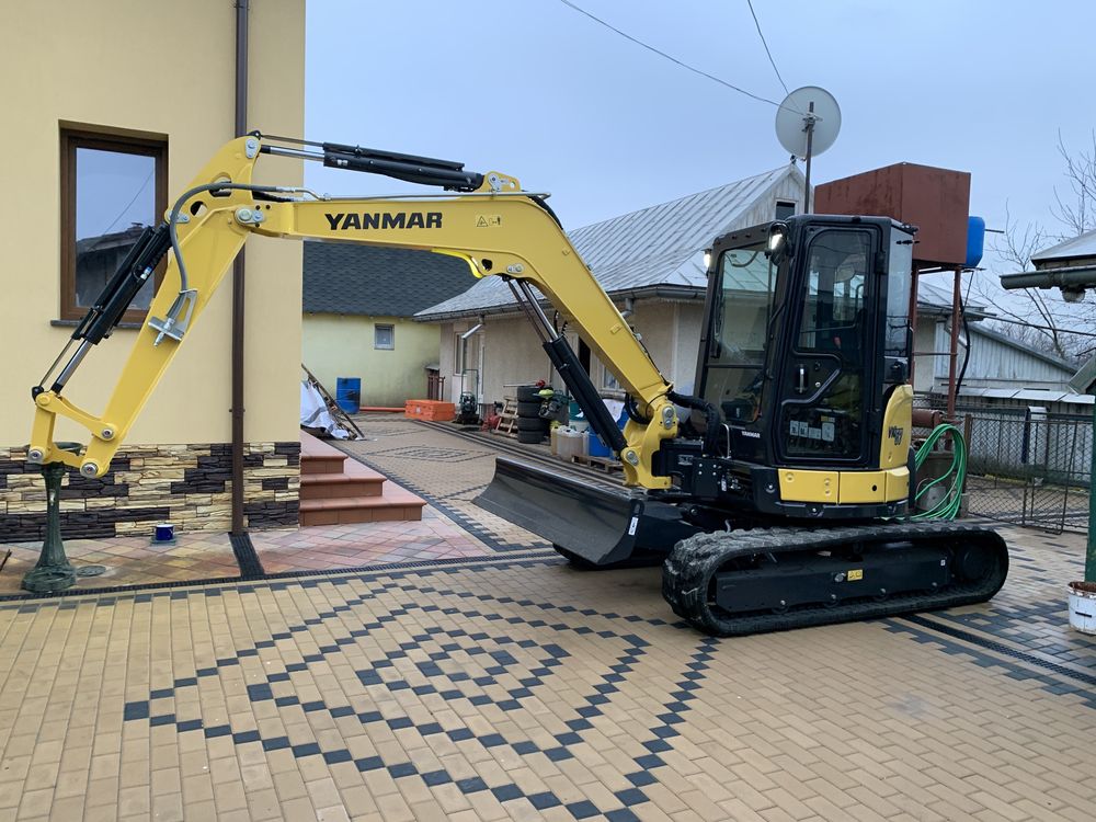 Mini Excavator de 3 si 6 tone