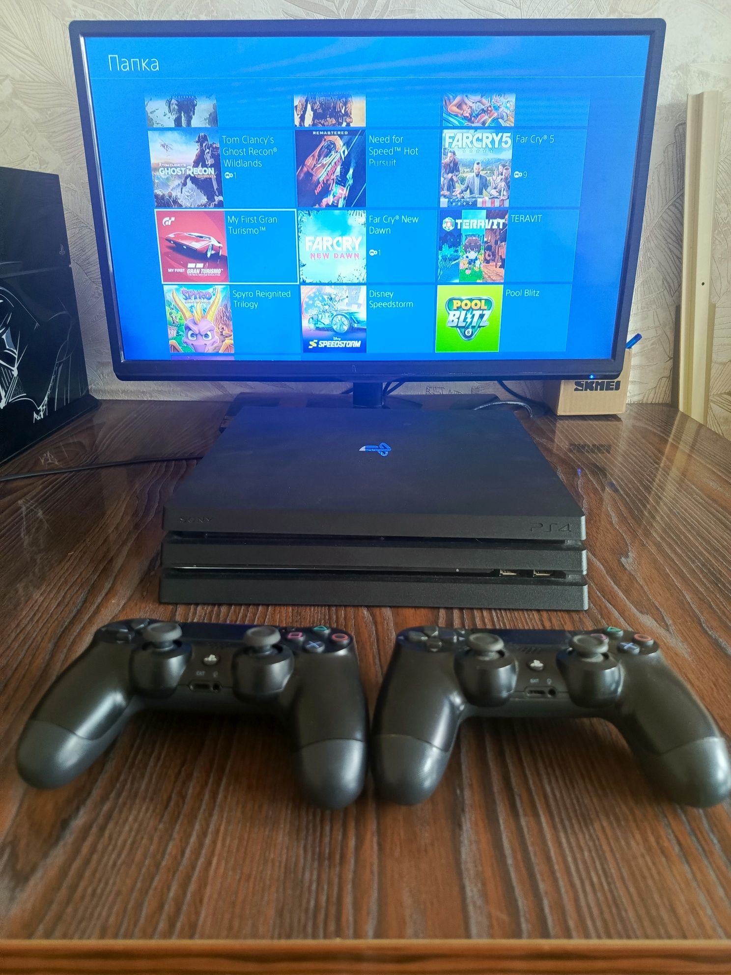 Ps4 PRO 4K 1 TB +20 официальный игры