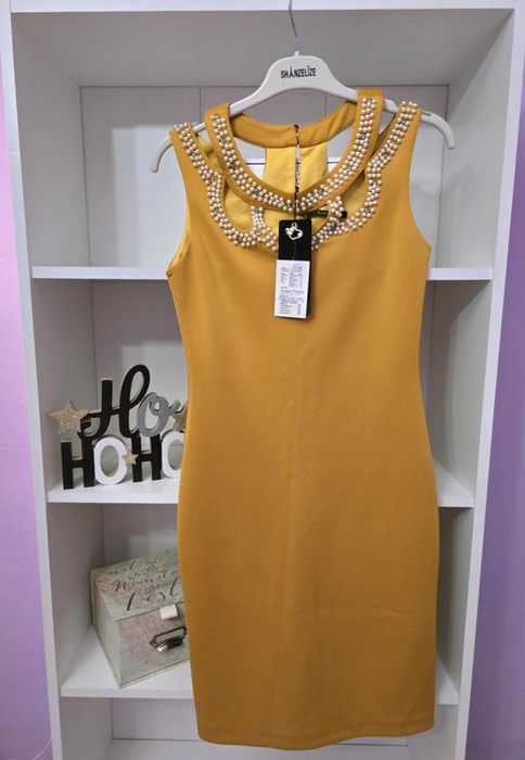 Лот бутикови рокли