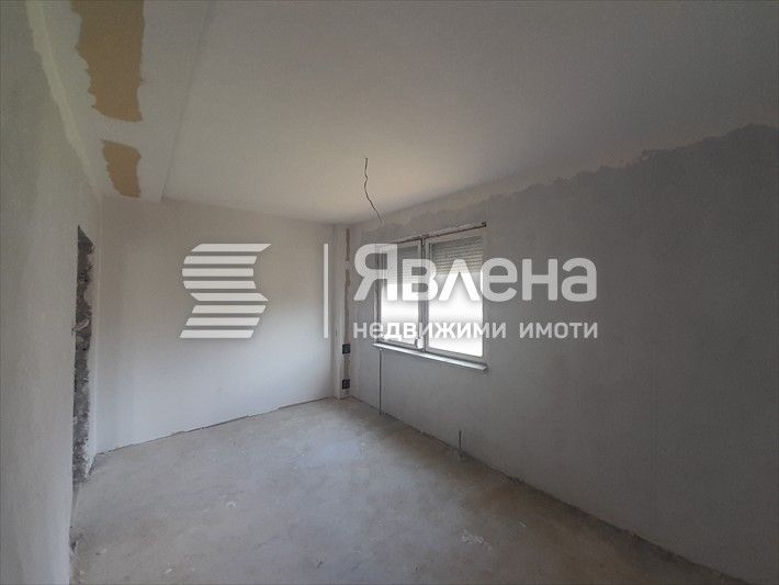 Продава се Тристаен апартамент в Пловдив, Каменица 2 - 90 кв.м за 1223 €/кв.м - Снимка #5