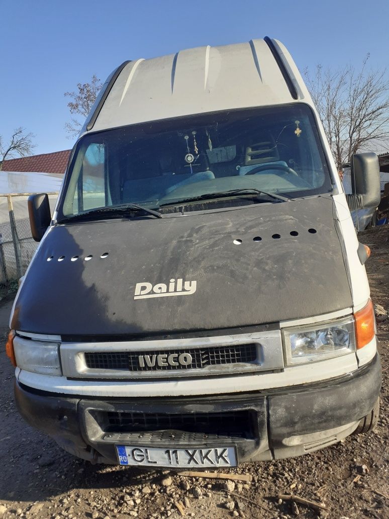Vând iveco daily An 2001 model 50c11 detarata schimb cu pasat b6