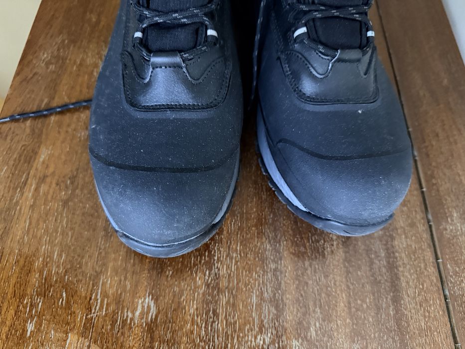 Продавам обувки CMP 43 номер