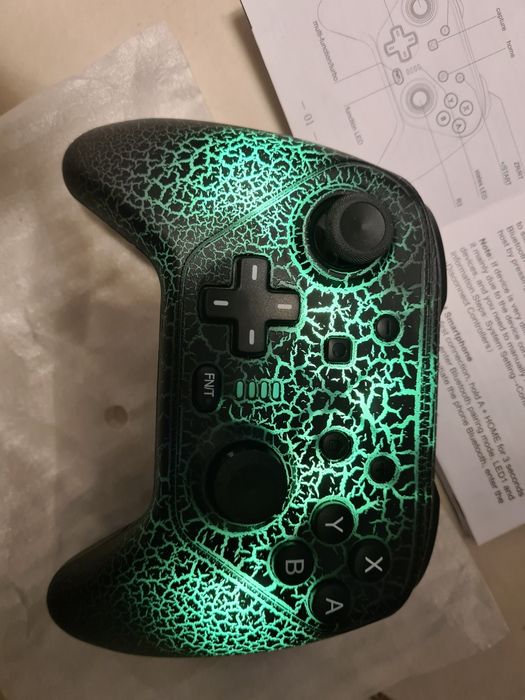 Controller Bluetooth pentru Nintendo Switch, PC, Android/IOS (ca Nou)