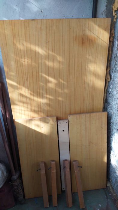 Продам стол в хорошем состоянии