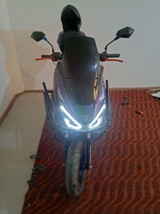 Скутер продаю 150куб TIGER AVENUS