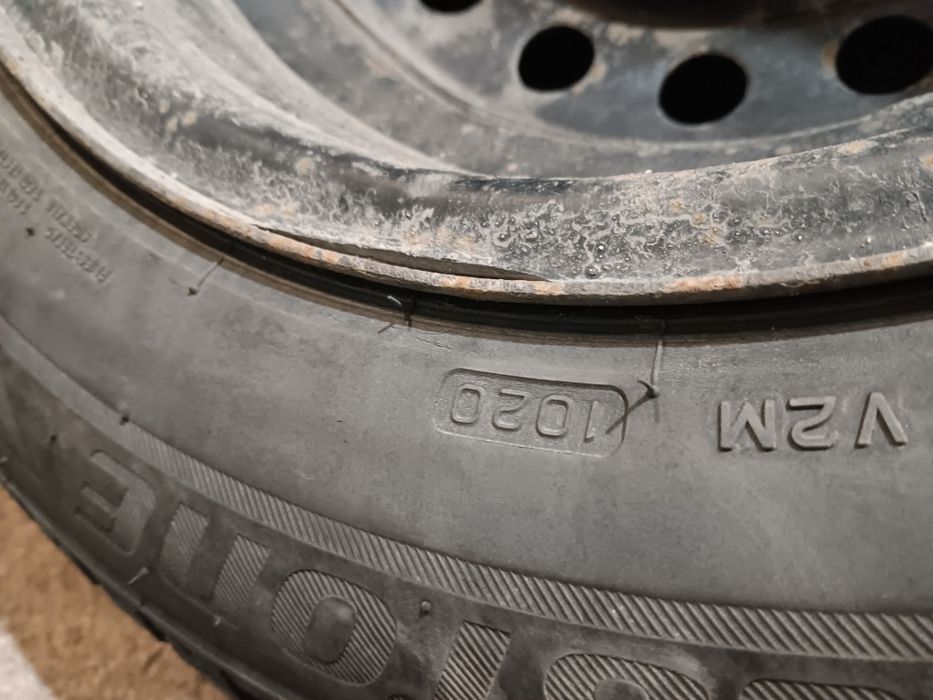 Зимни гуми Bridgestone с джанти