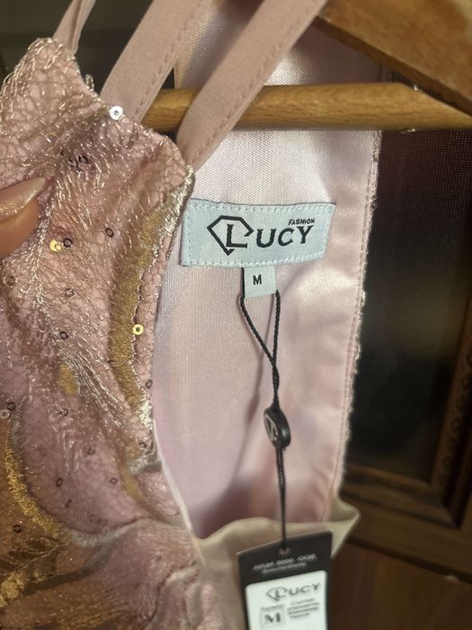 Нова рокля с етикет на Lucy fashion