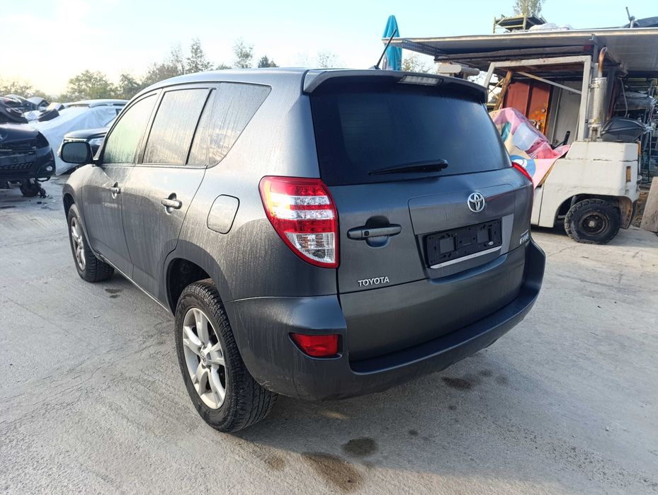 Тойота рав 4 / Toyota rav 4 след 2006 - на части