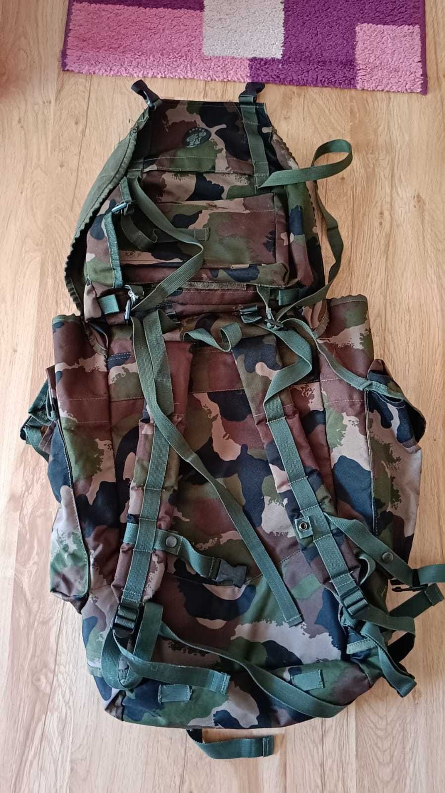 Rucsac combat 65 litri, camuflaj mozaic