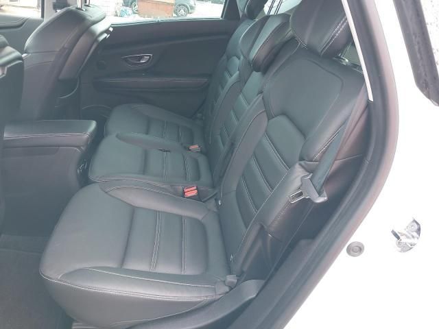 Dezmembrez Renault Scenic 4 [2017 - 2020] Minivan 5-usi 1.3 Benzina