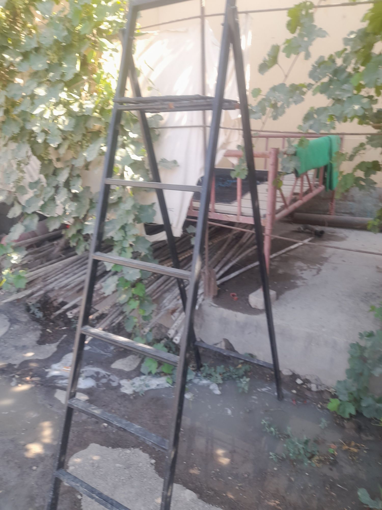 Лестница   сотилади