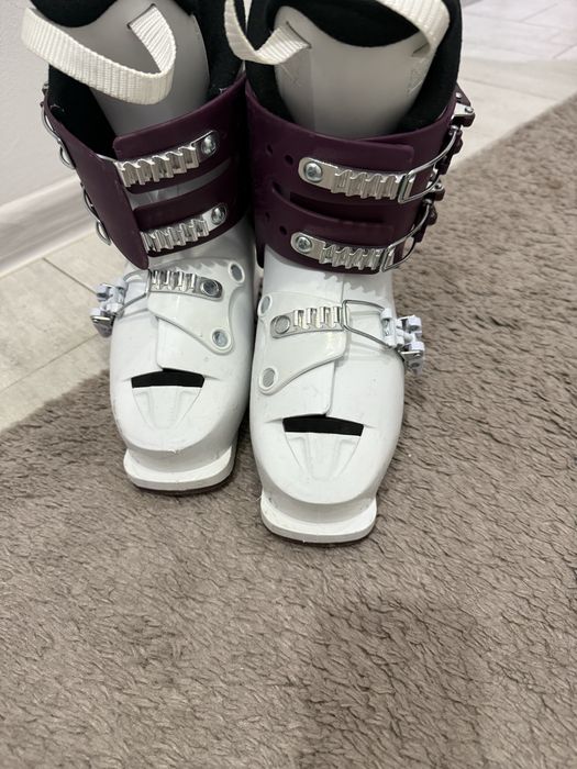 Детски ски обувки за момиче топ състояние