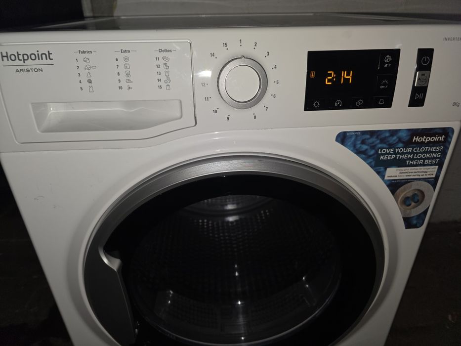 Uscator de rufe hotpoint 8kg invertor