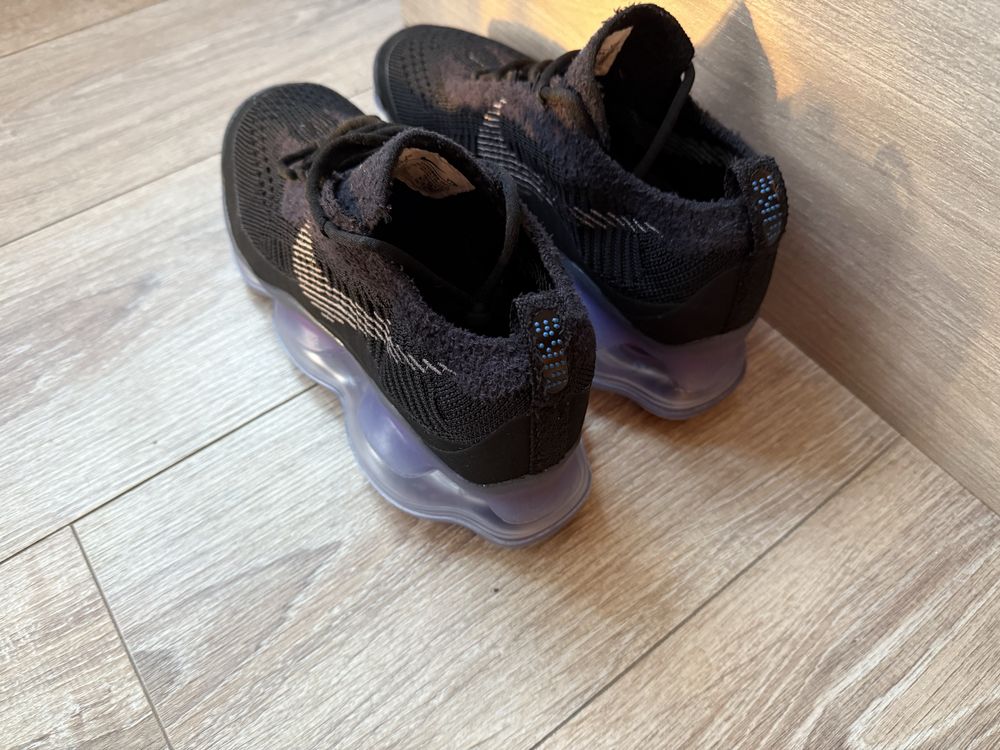 Nike Air Max Scorpion Flyknit