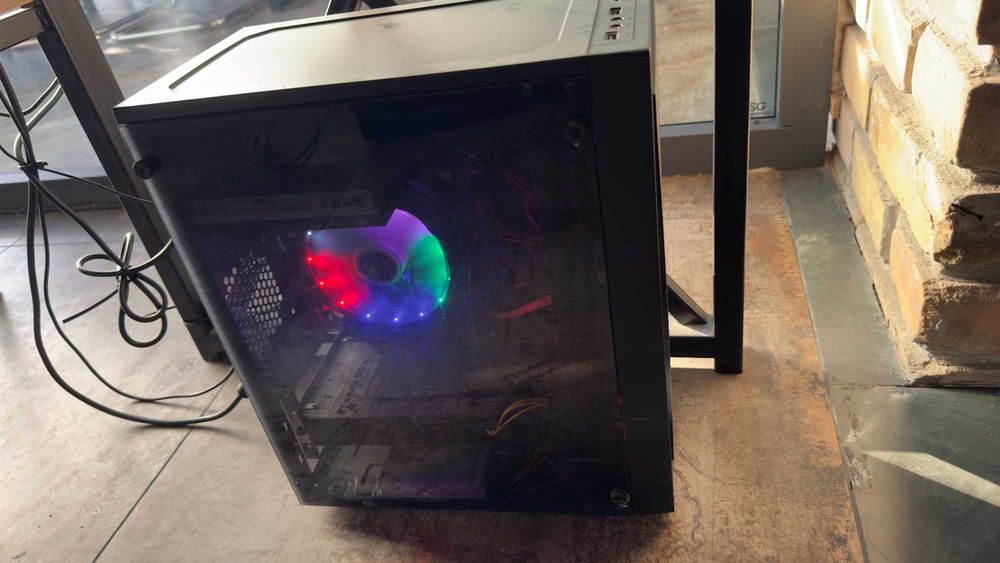 Янги компютерлар сотилади.