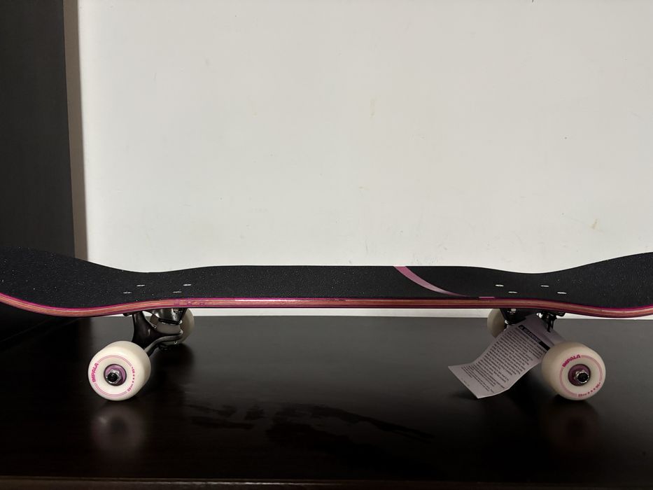 Vând skateboard complet