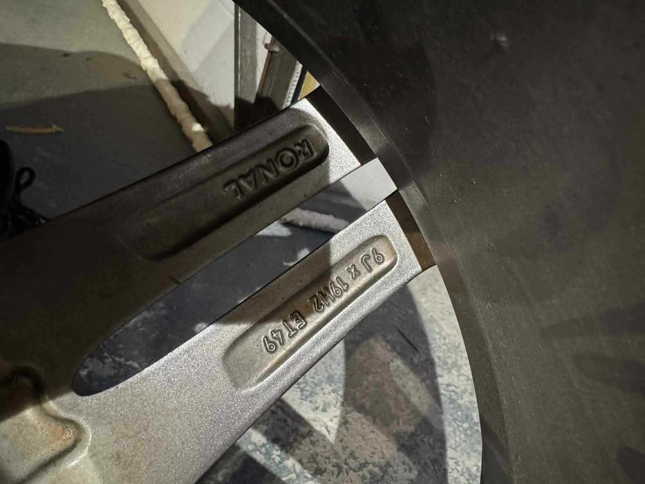 Оригинални джанти Мерцедес за W213 W205 245/40/19 275/35/19 с гуми