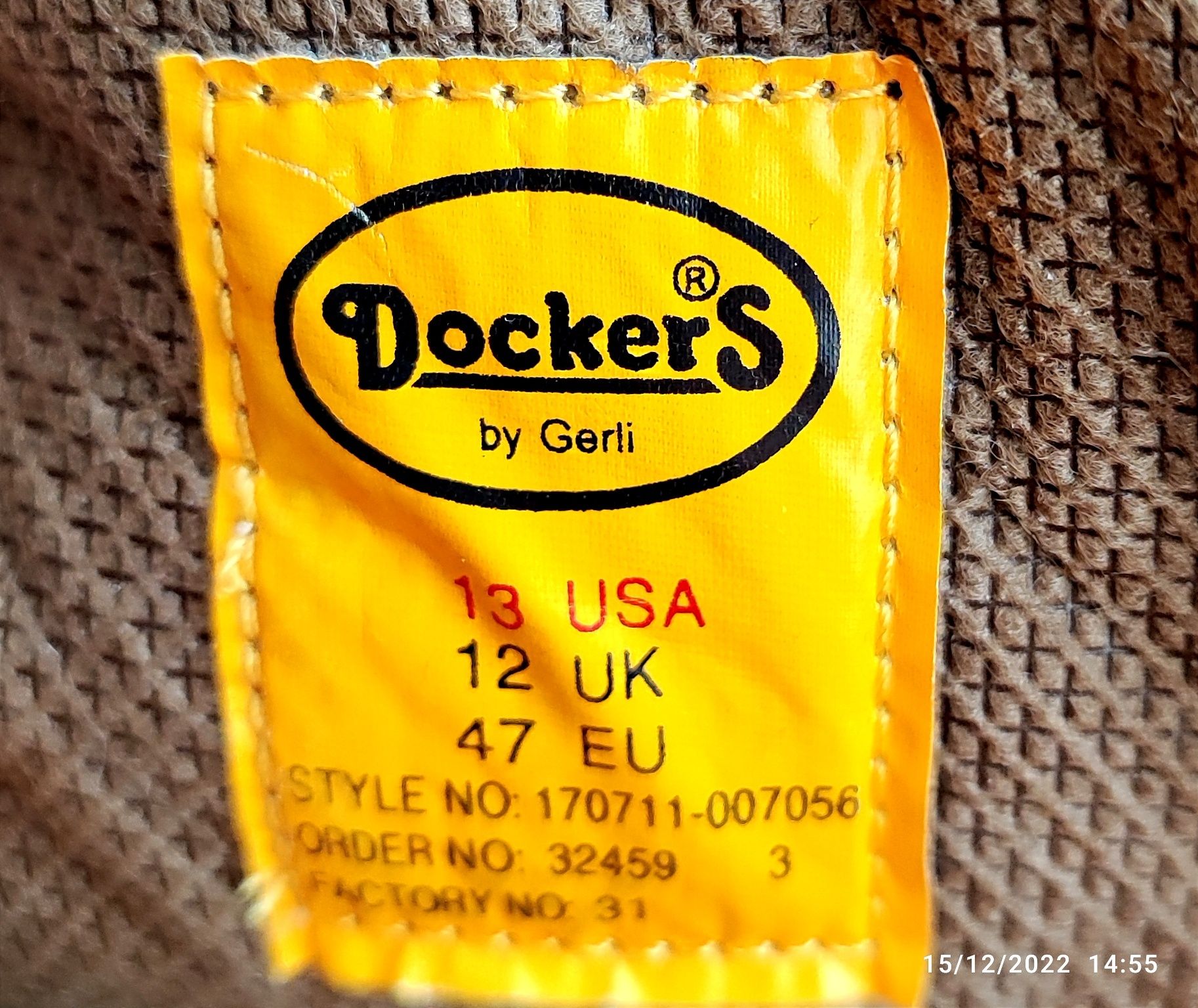 Туристически боти DOCKERS