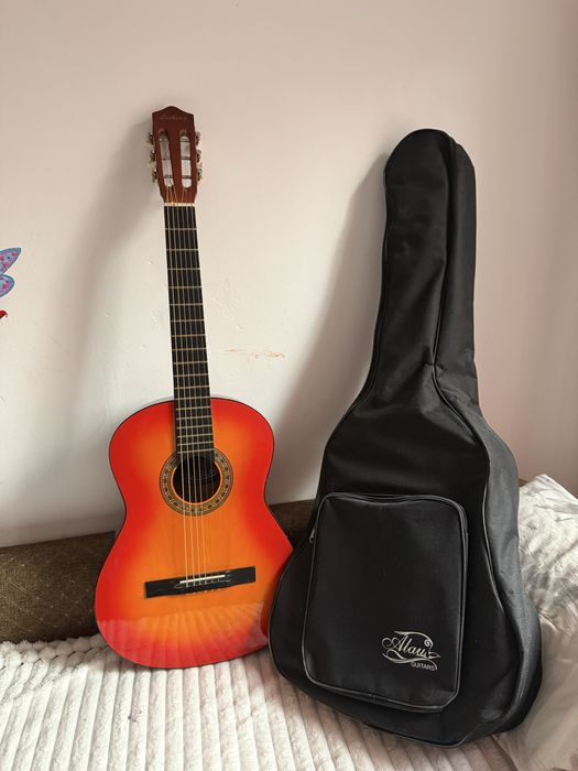 Гитара за 25000 тг