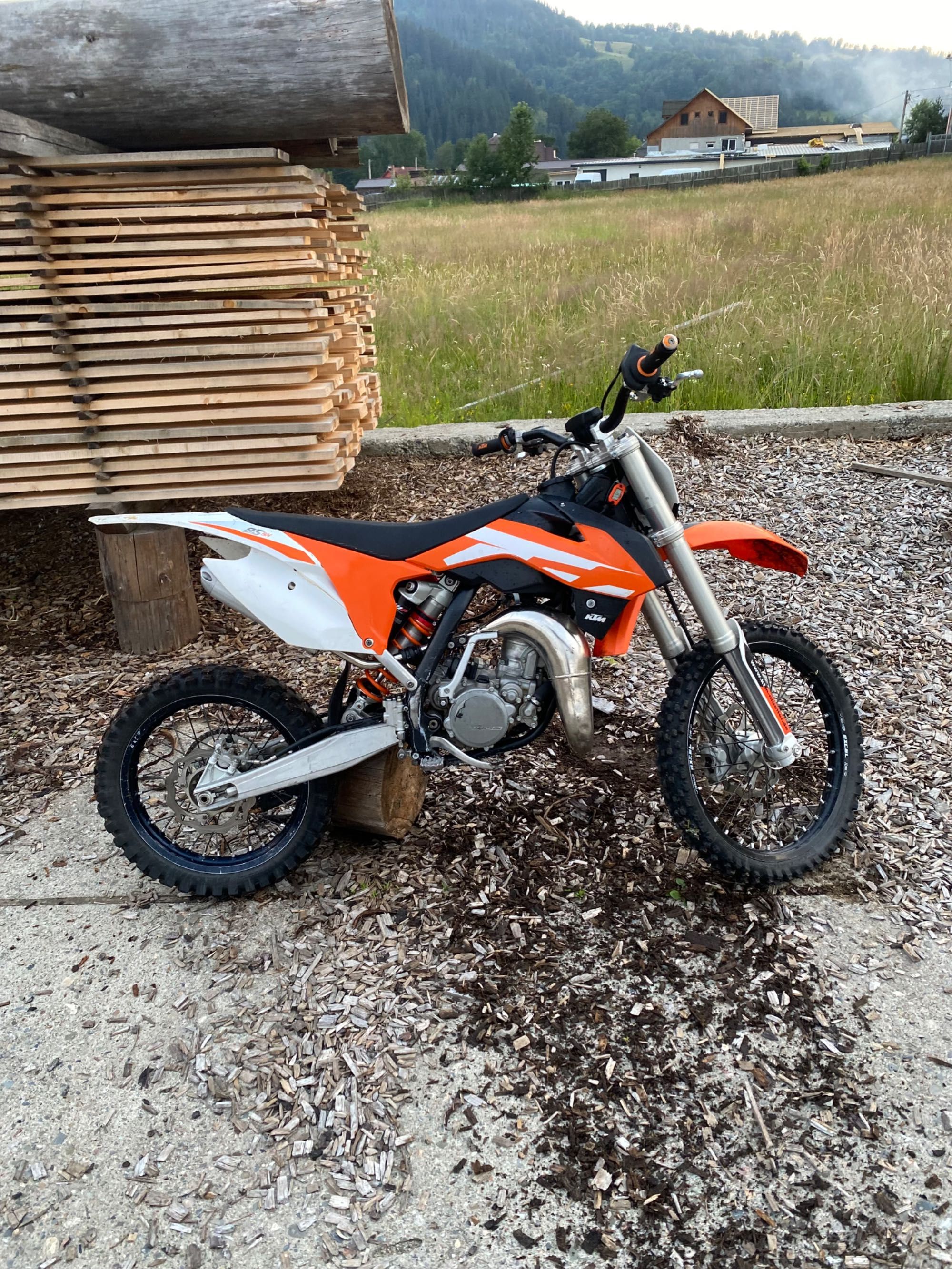 Vând KTM 85 sx stare buna