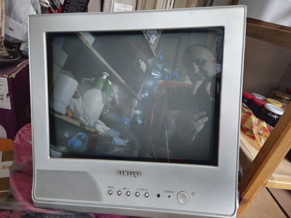 Телевизор 14 инча Филипс и Самсунг