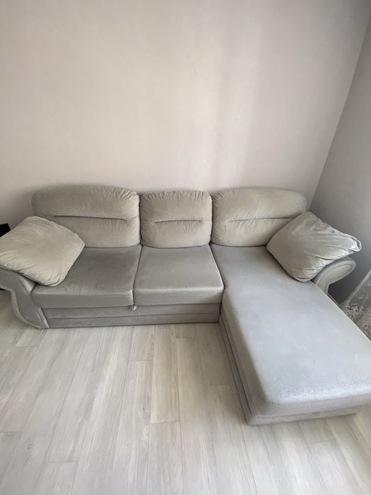продам диван в отличном состоянии