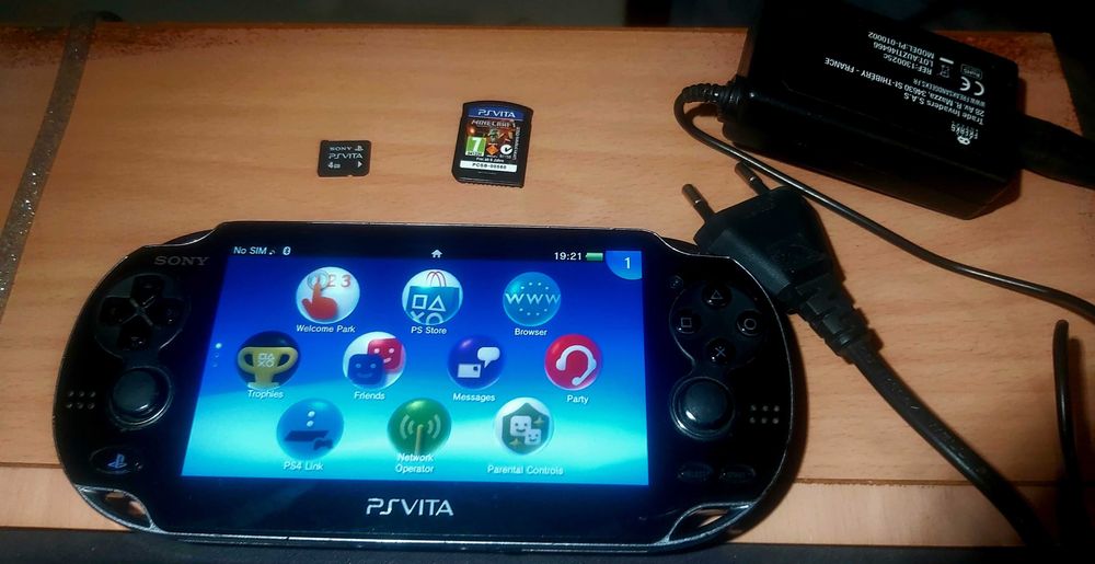 Consola portabila PlayStation Vita