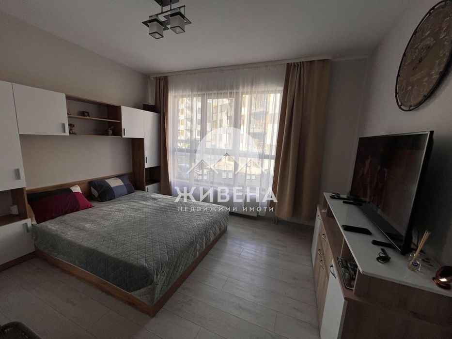 Продавам обзаведен 3-стаен апартамент, кв. Младост 1, с паркомясто