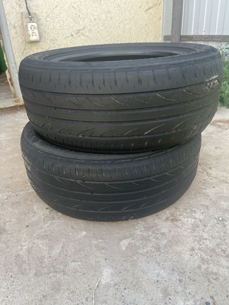 Продам летние шины Р 17 215/55