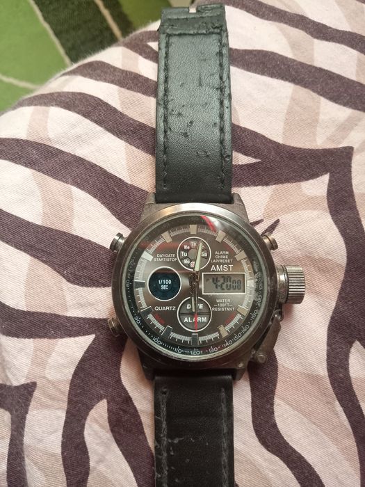 Продам часики продам