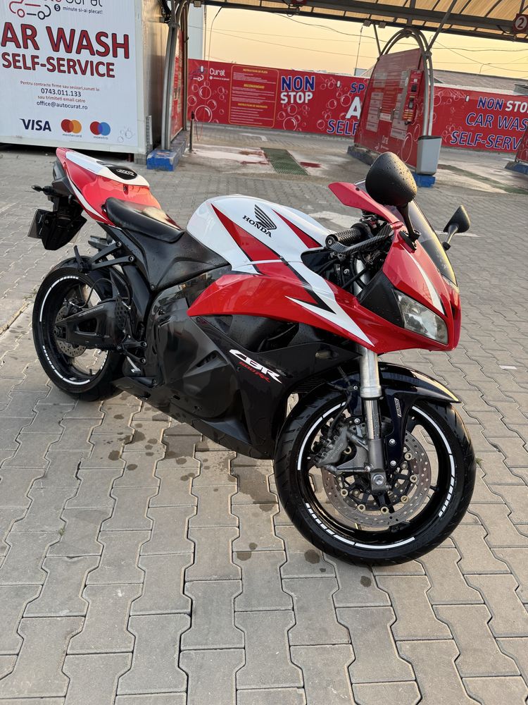 Honda cbr 600rr