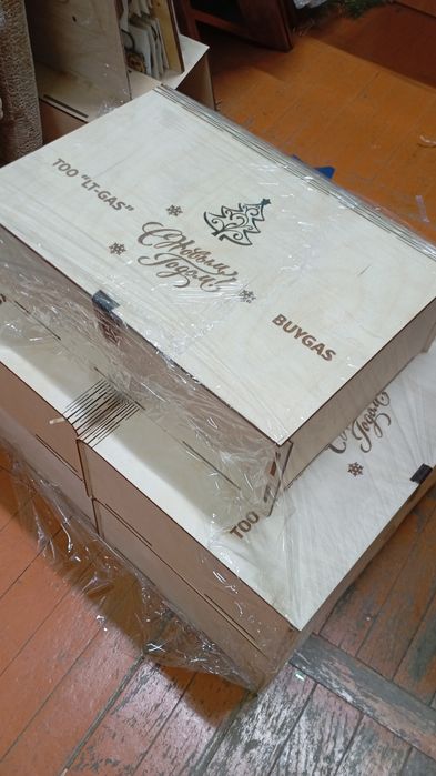 Деревянные коробки с брендированием