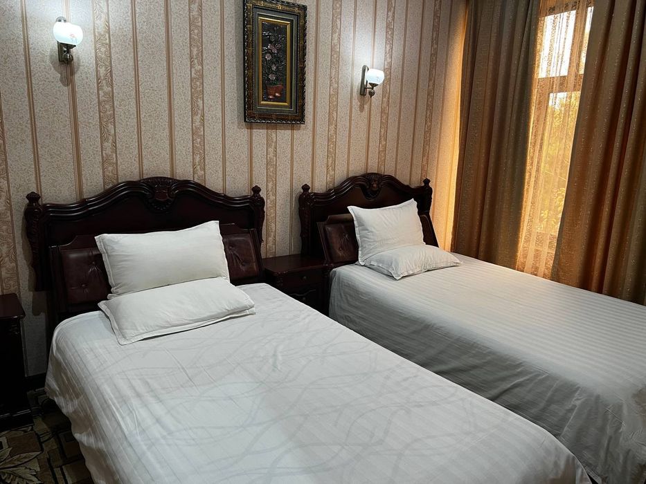 ТАЙЕР БИЗНЕС СОТИЛАДИ: Андижон шахар марказида Мехмонхона