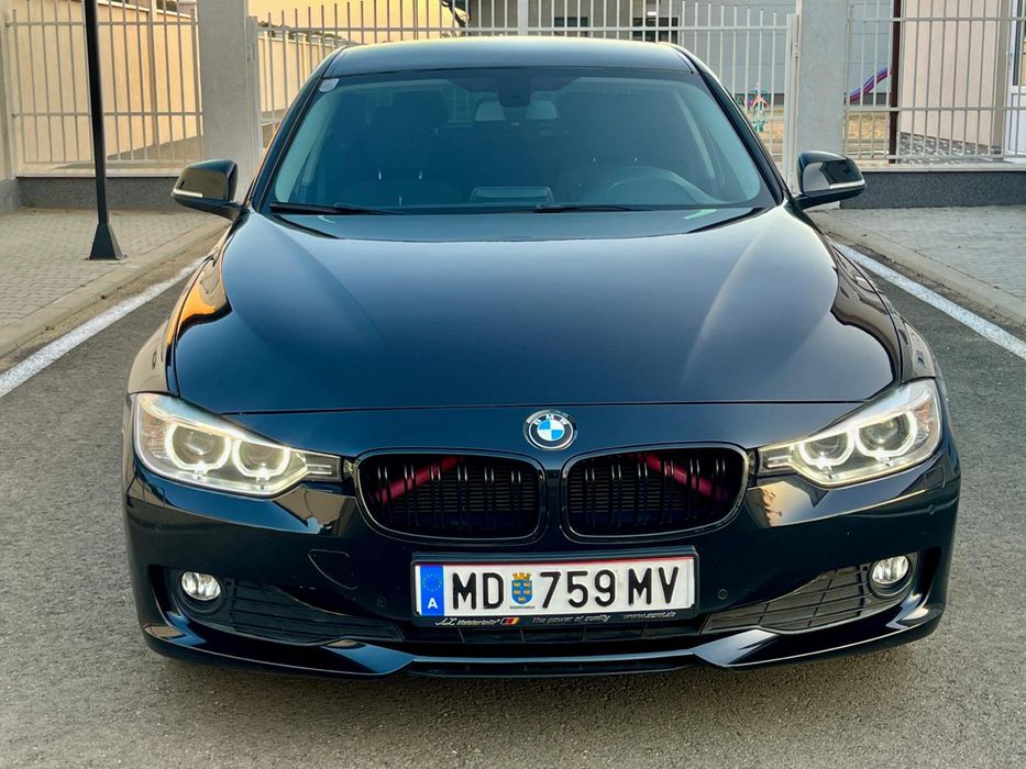 Bmw F30 an 2013 motor 2.0 diesel 183 cp xenon