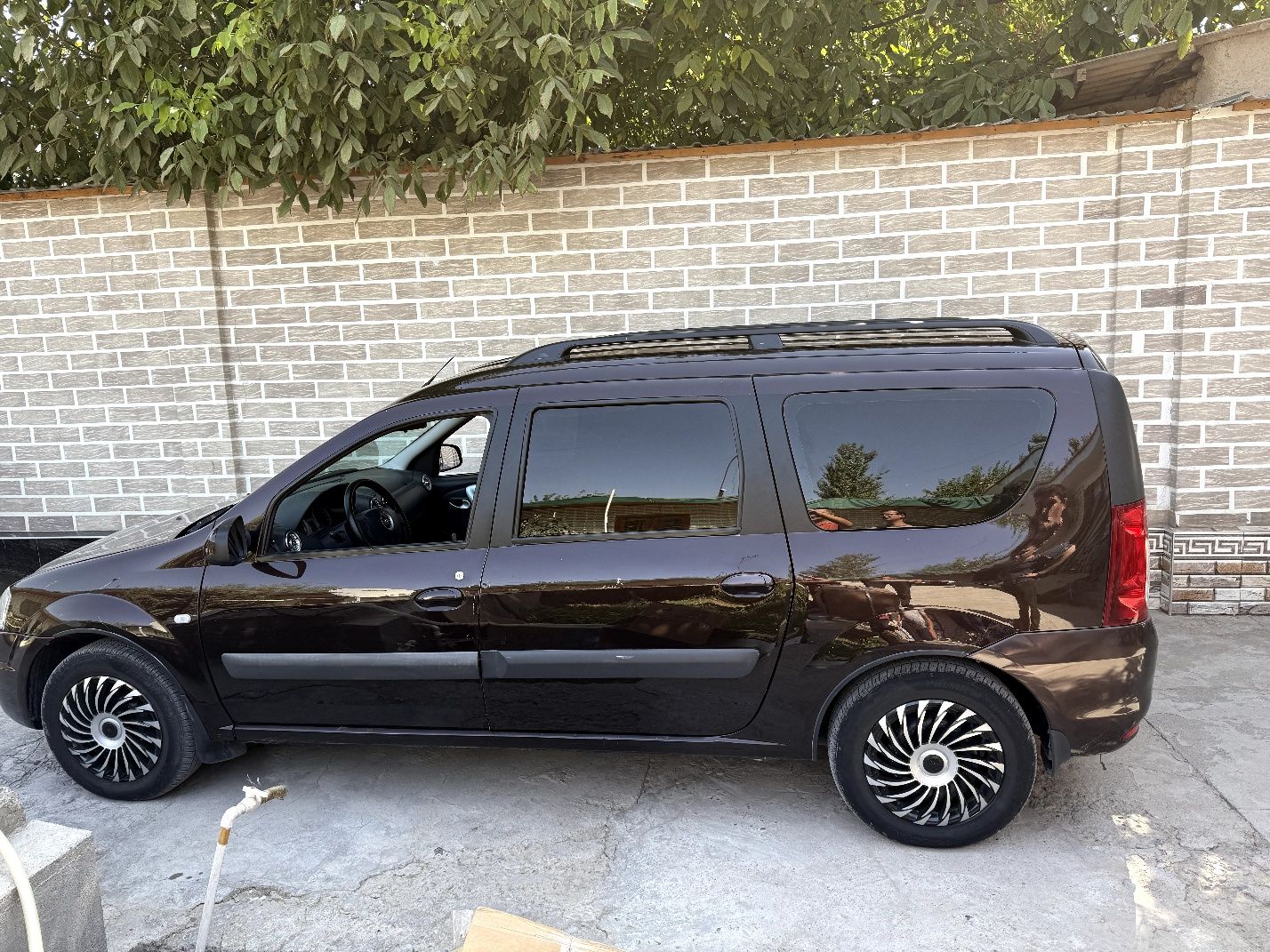 Lada Largus Vesta