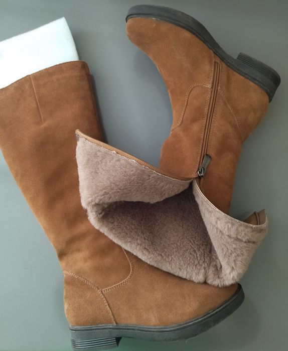 Сапоги женские, 36 размер. Натуральная кожа. В отличном состоянии