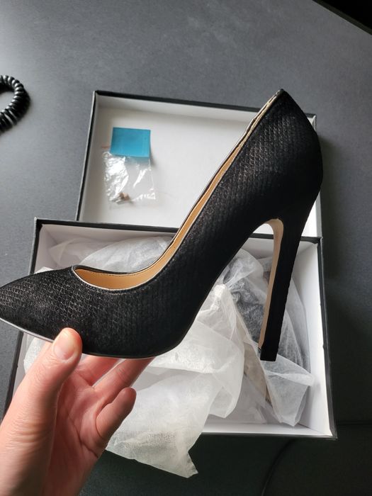 Pantofi de piele intoarsa Nissa