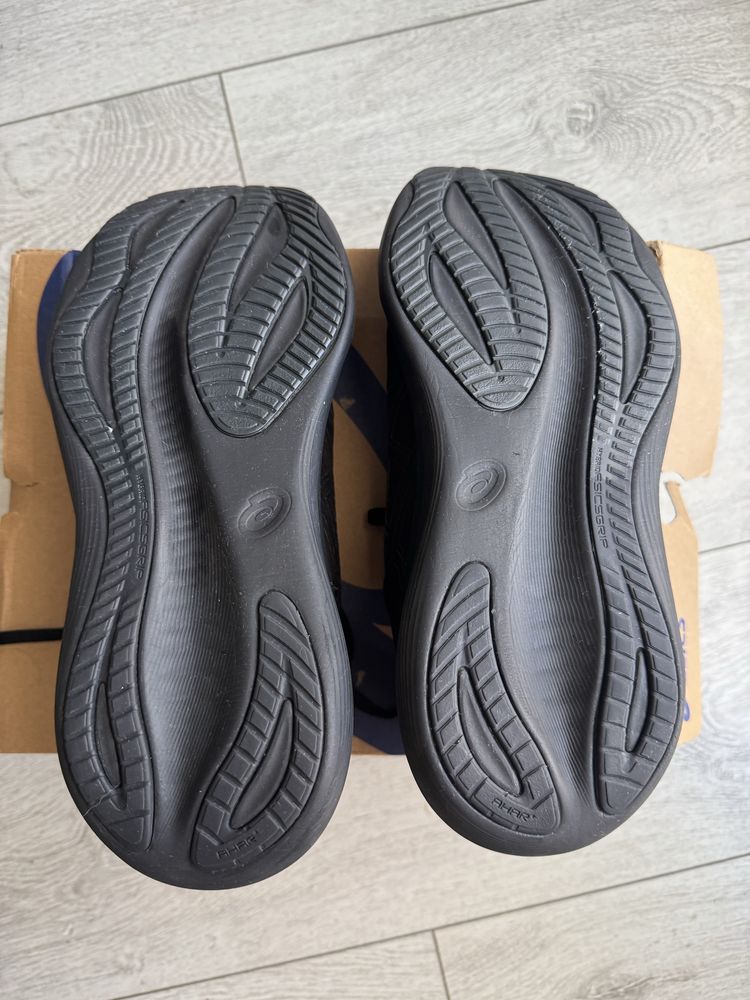 Pantofi alergare Asics Gel Nimbus 27 marimea 40 noi