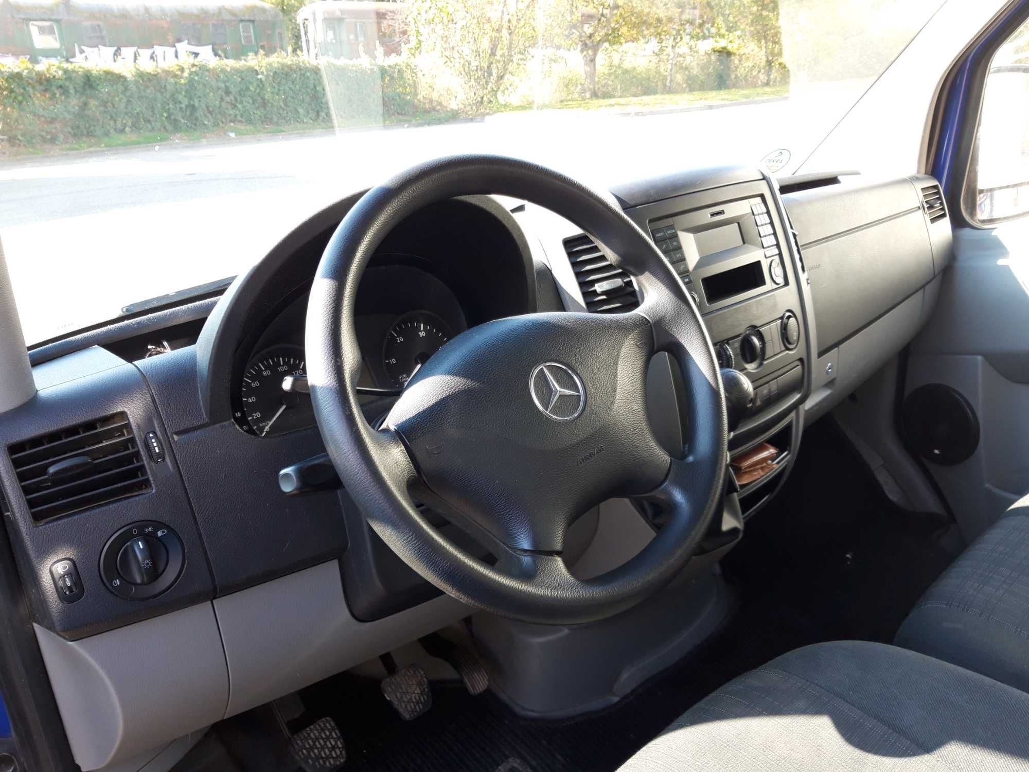 Mercedes sprinter bena 430x210.