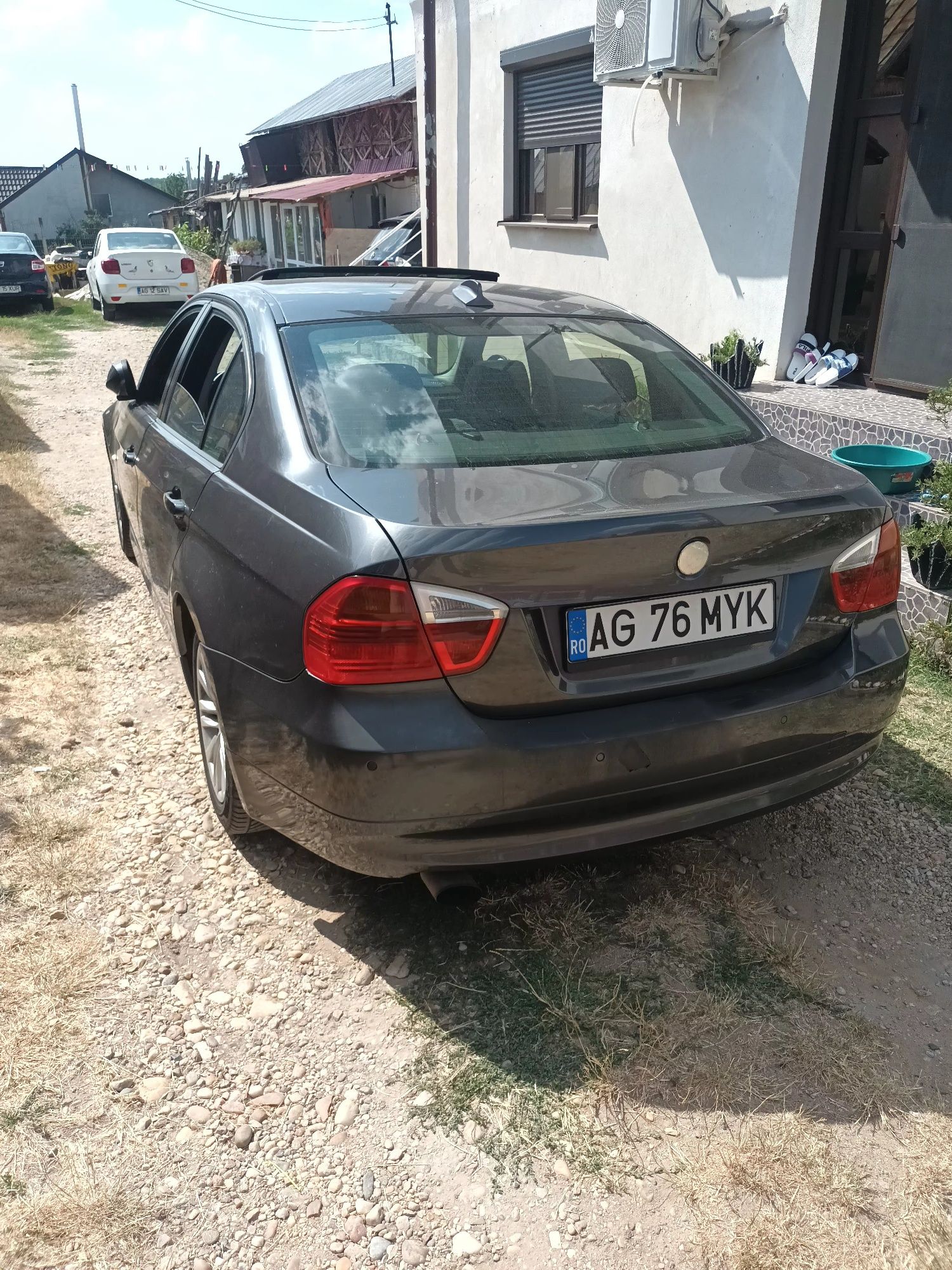 Vând BMW E90 AN 2007 163CP  M47