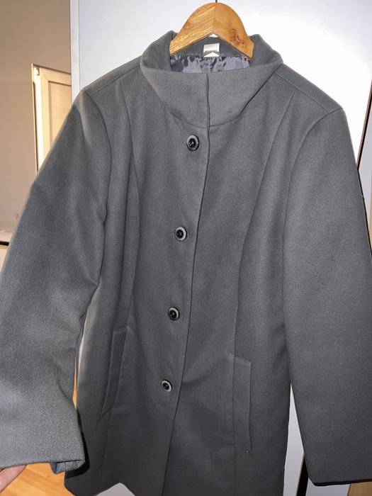 Чисто ново мъжко палто