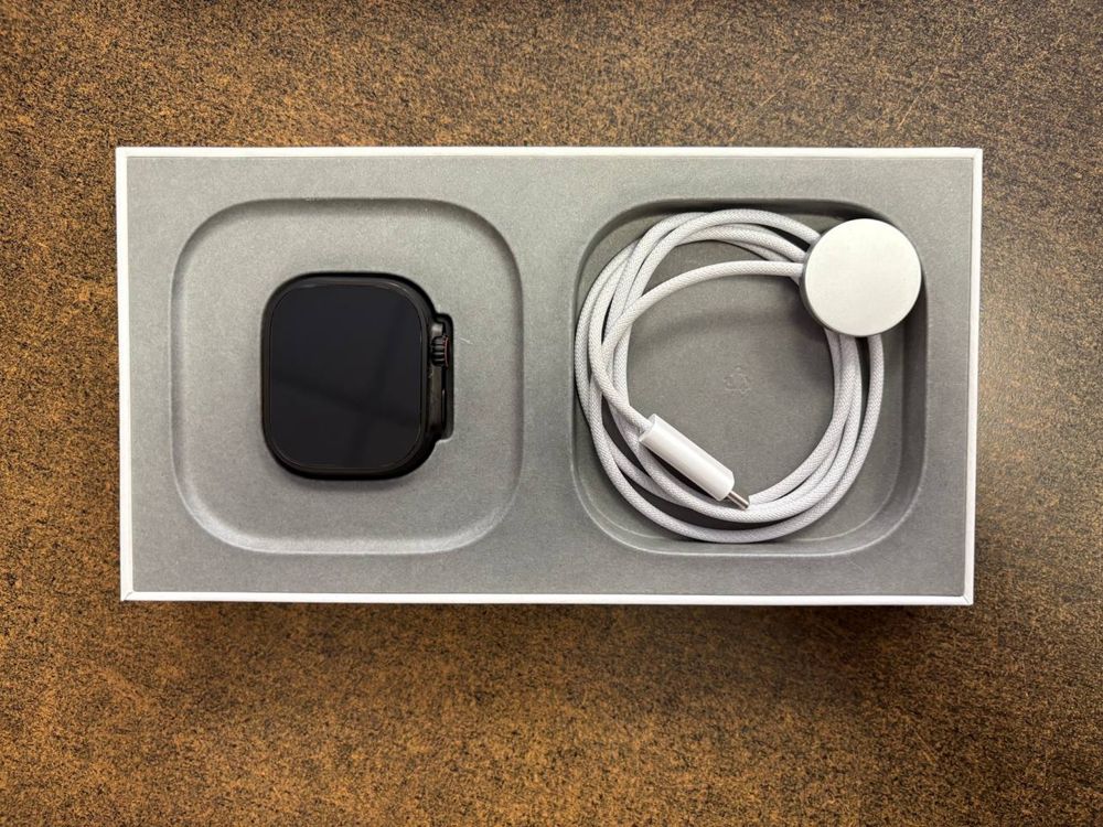 Apple Watch Ultra 2 (GPS + Cellular) 49MM
