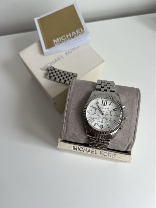 Женские часы Michael Kors