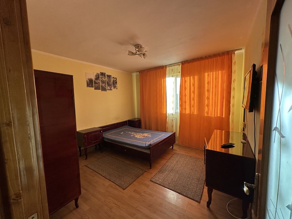 Apartament, 3 camere, micro 13B