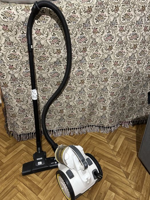 Продам Karcher пылесос